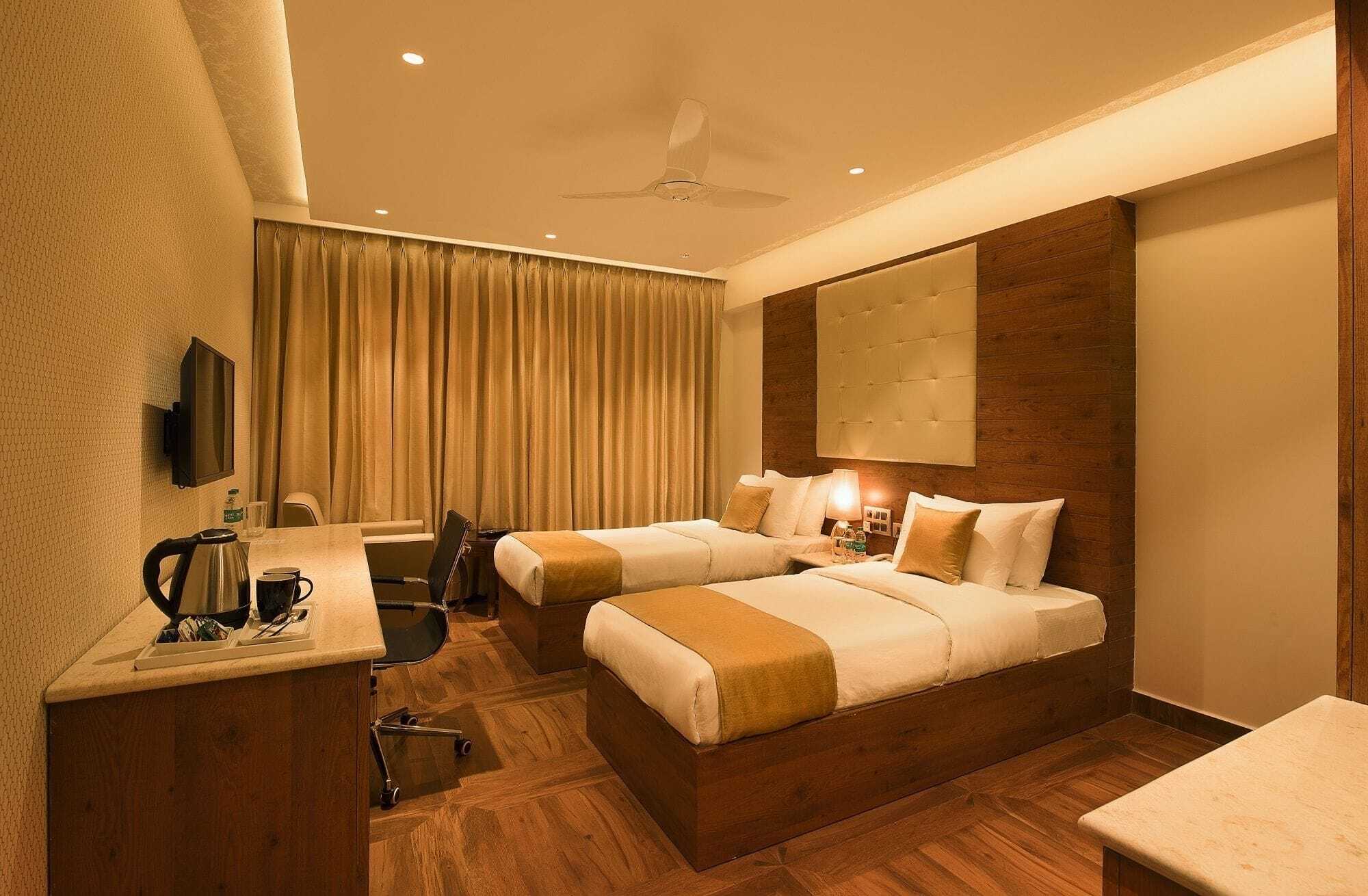 White Lotus Hotel Udupi Exteriör bild